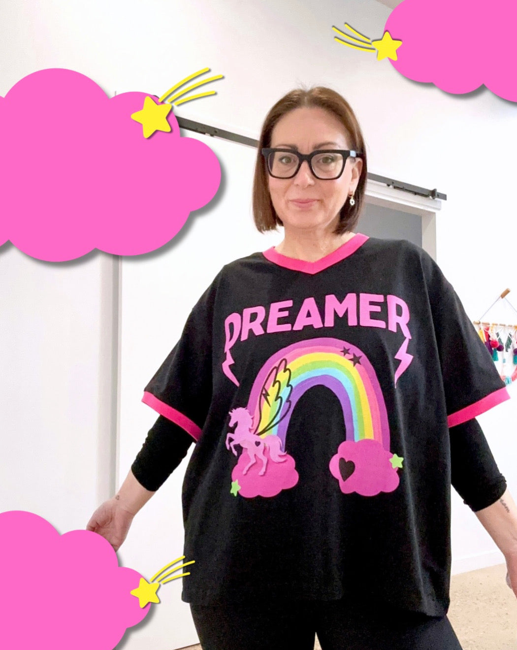I’m A Dreamer • V Neck Tshirt